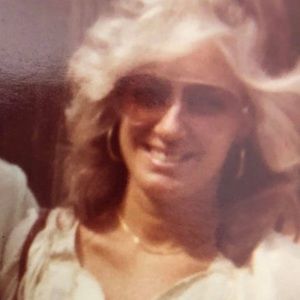 Meet your Posher, Joy